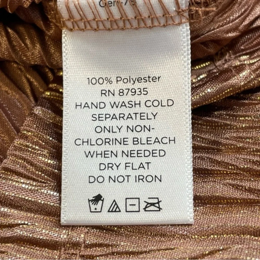 Susan Graver Shimmer Champagne‎ Pink Sleeveless Pleated Blouse Top Shirt Sz 1X